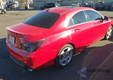 2015 Mercedes-Benz Cla 250 z USA, uszkodzony, nr VIN WDDSJ4EB4FN184075